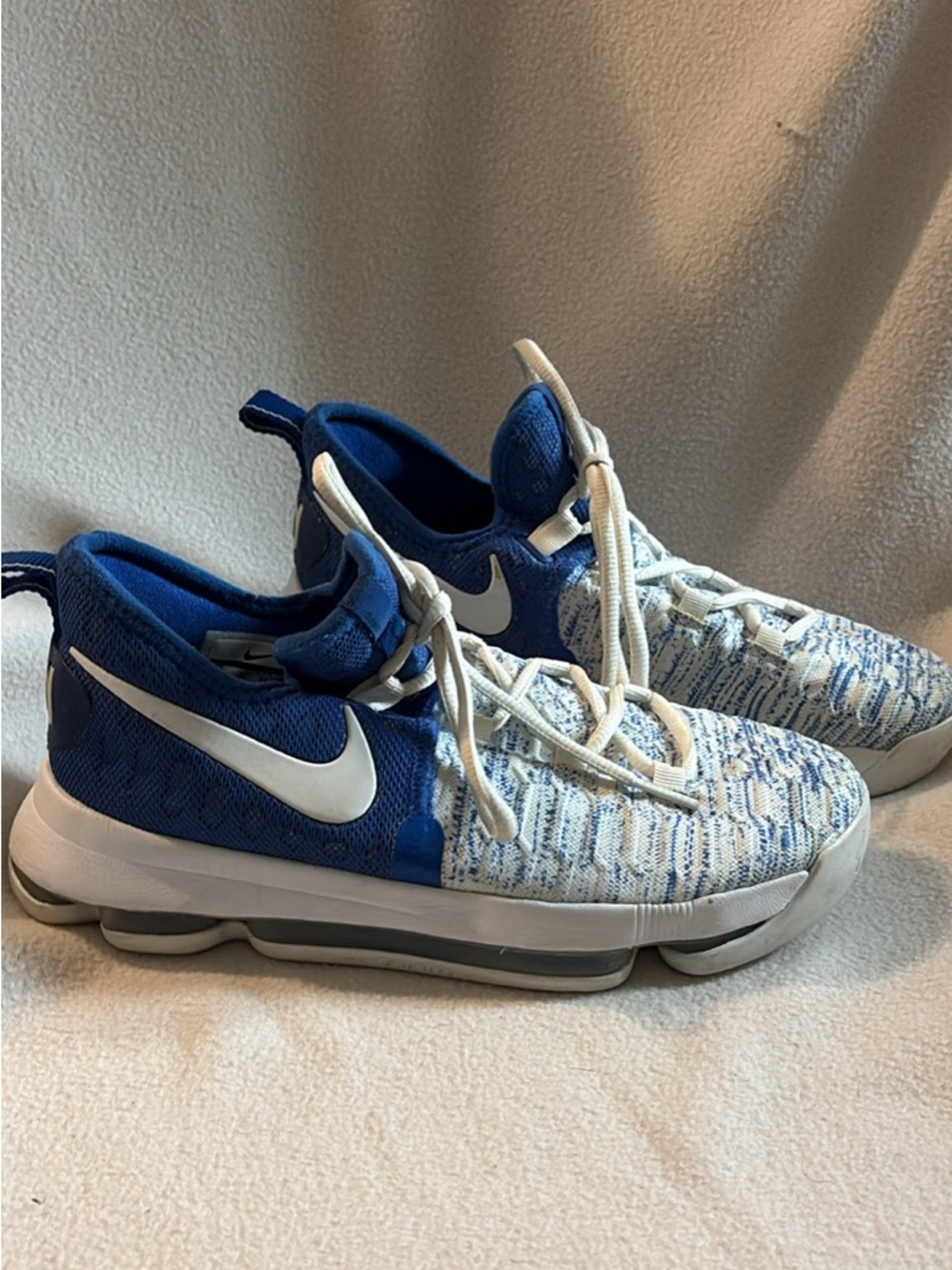 Nike Zoom KD 9 “home 2” 855908-411 Size 5.5 Y Basketball Shoes White Blue